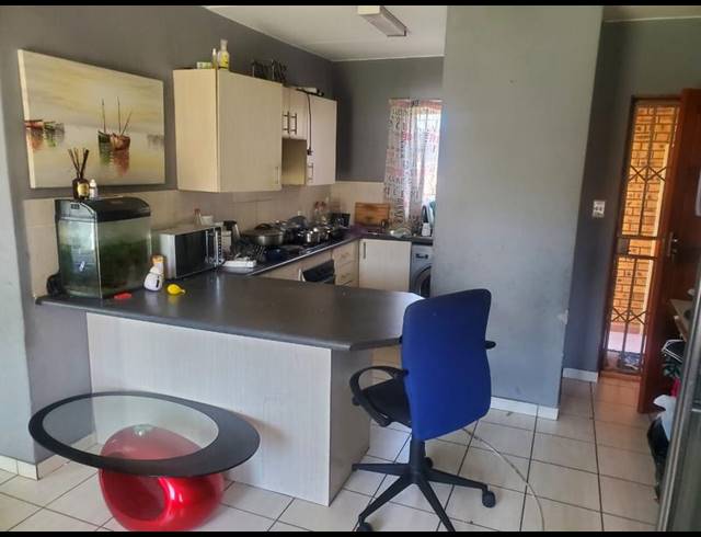 2 BEDROOM APARTMENT FOR SALE IN ROSETTENVILLE